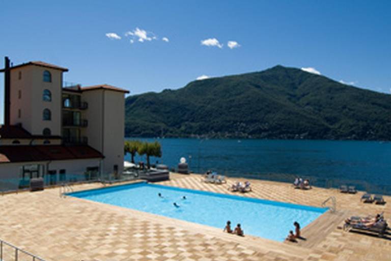 Ferienwohnung mit Hund in Maccagno, Lago Maggiore, Italien