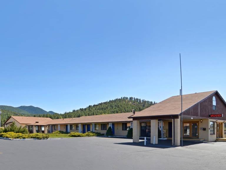 Super 8 by Wyndham Williams West Route 66/Grand Canyon Area — photo 5