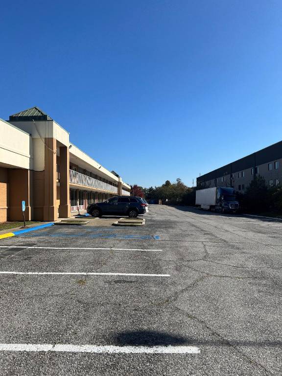 Heritage Inn & Suites in Baton Rouge, LA