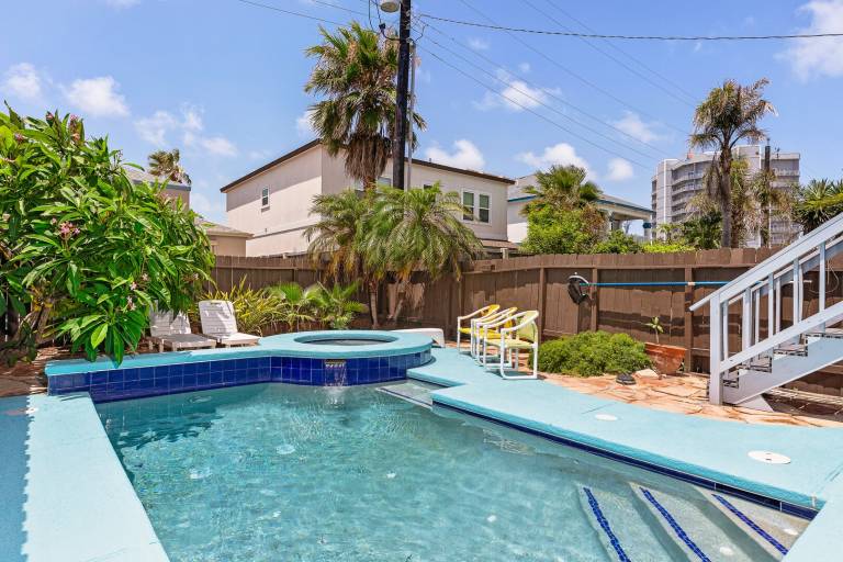 Vacation home with private pool & garden in South Padre Island, TX