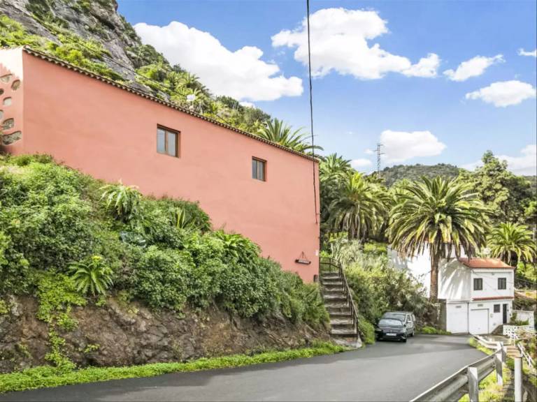 House  Vallehermoso