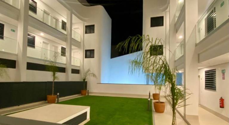 Holiday apartment with pool in Tarifa