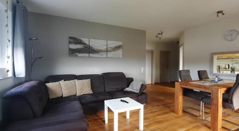 98 m&sup2; Ferienwohnung