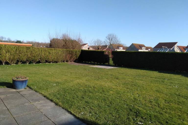 House with garden, pool & patio — photo 4