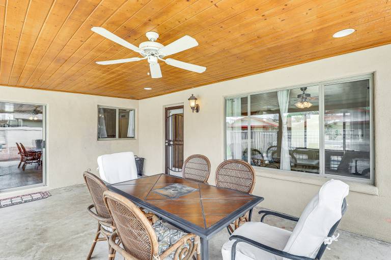 Private Pool & Patio: Home Near Mesa Arts Center! — photo 2