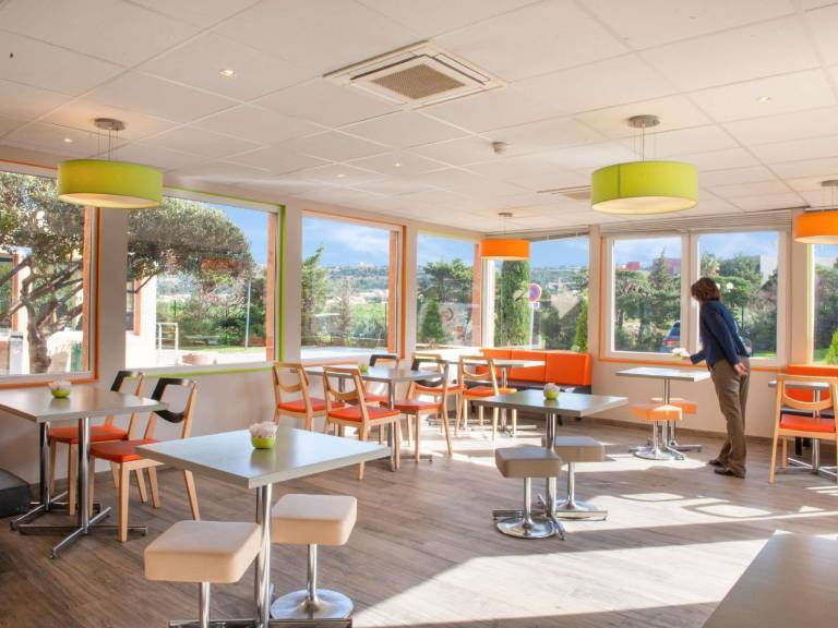 Ibis budget Aéroport Marseille-Provence — photo 5
