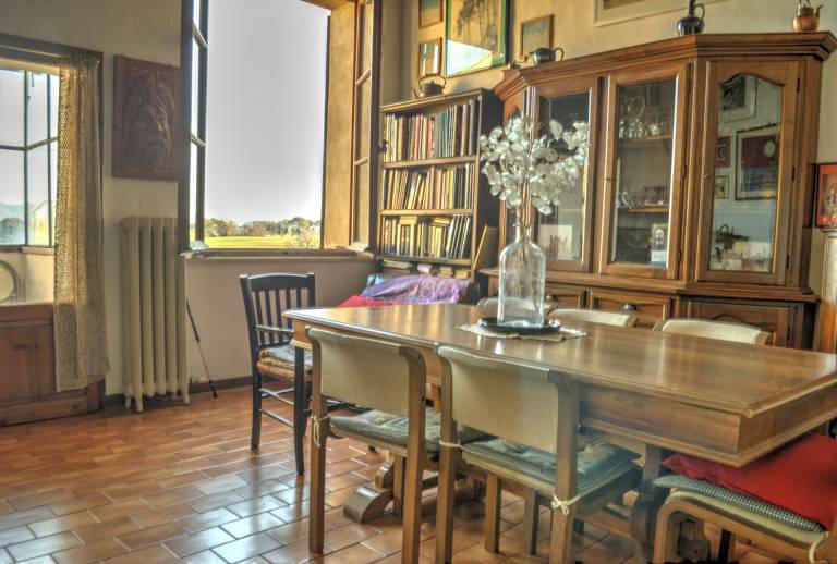 Palazzo Bonaccorsi in the historic center with a panoramic view — photo 2