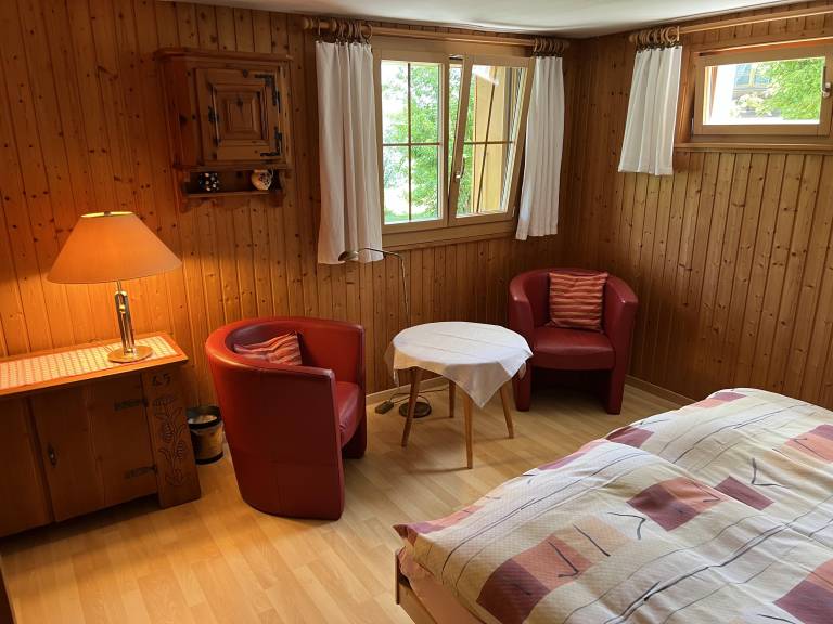 Ferienwohnung mit Hund in Adelboden f&uuml;r max. 2 Personen