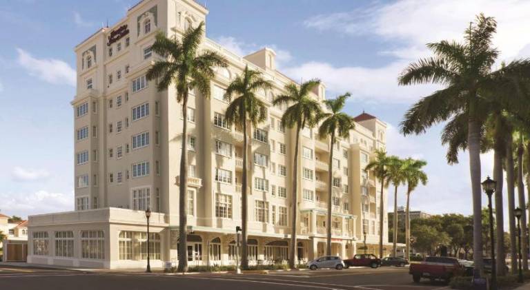 Hampton Inn & Suites Bradenton Downtown Historic District in Bradenton, FL