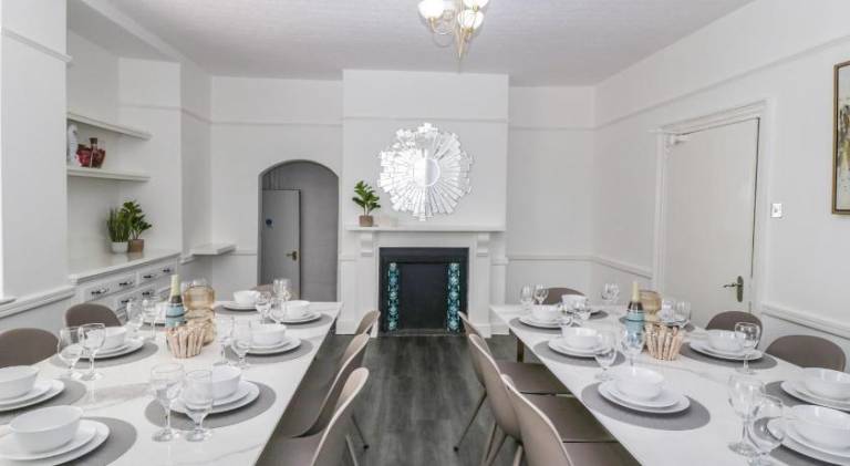 House with 8 rooms for 16 persons — photo 4