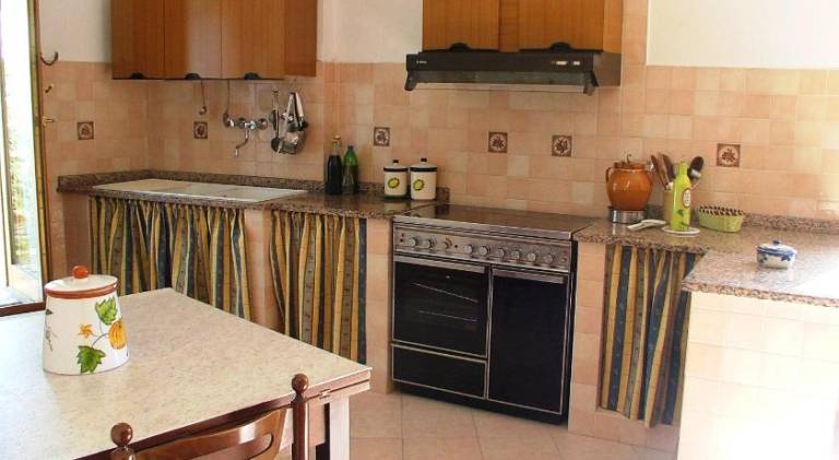 House with 2 rooms for 4 persons — photo 3