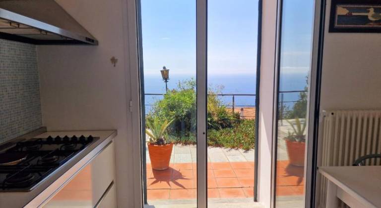 Holiday apartment with 2 rooms for 4 persons — photo 4