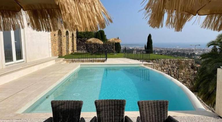 Fully equipped villa with patio, barbeque & private pool | Good for workation | Pets are welcome — photo 5