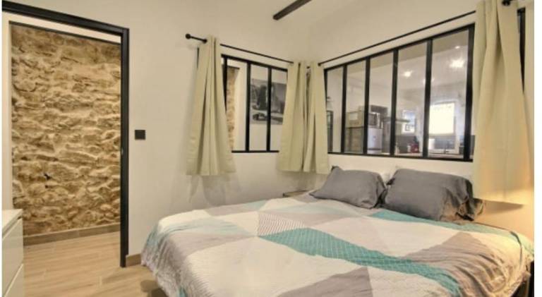 2 rooms 30 m2 full of charm, in the heart of the 7th arrondissement Marseille — photo 5