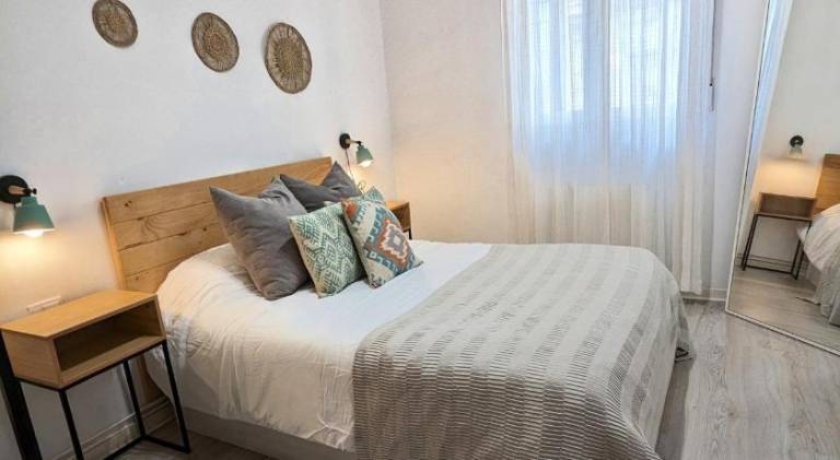 Holiday apartment | Near Mercado de la Ribera — photo 2