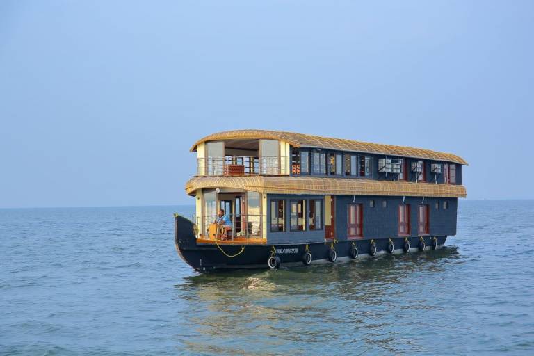 Houseboat Thathampally