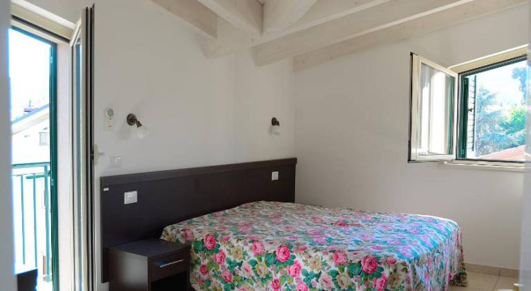 Vacation home with yard | Next to the beach | Dogs allowed in Roseto degli Abruzzi