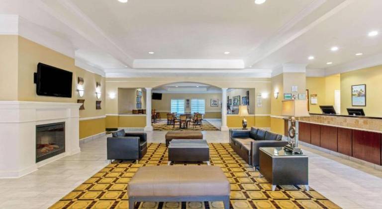 Stay Express Inn & Suites - Mobile, AL — photo 2