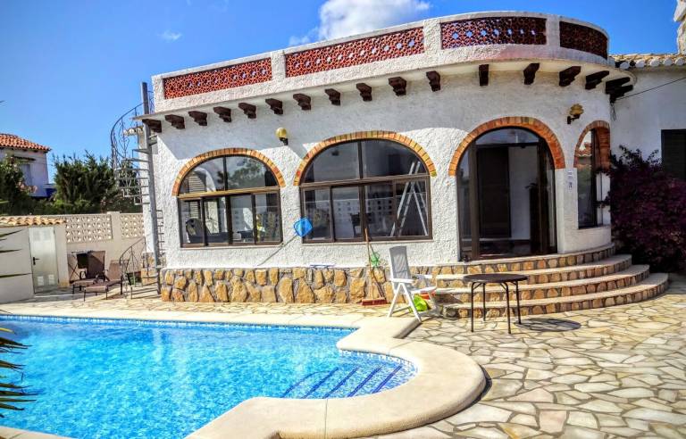Villa Pego
