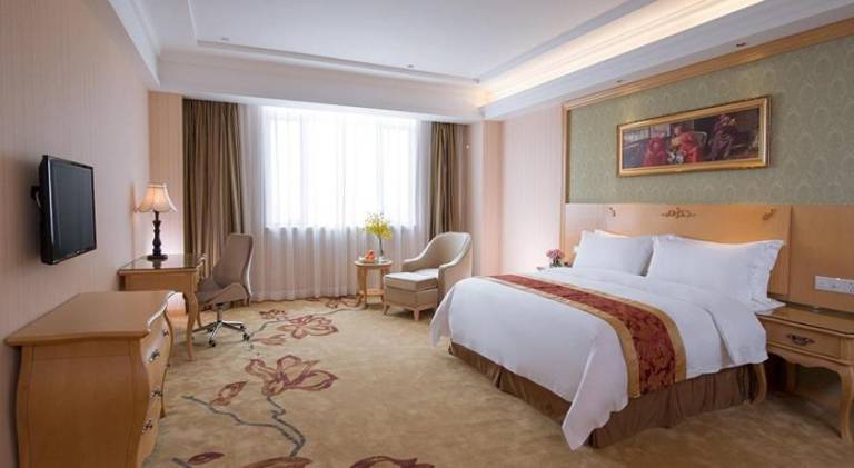 Vienna Hotel Guangzhou Baiyun Airport Zhongluotan Zhuliao Metro Station — photo 2