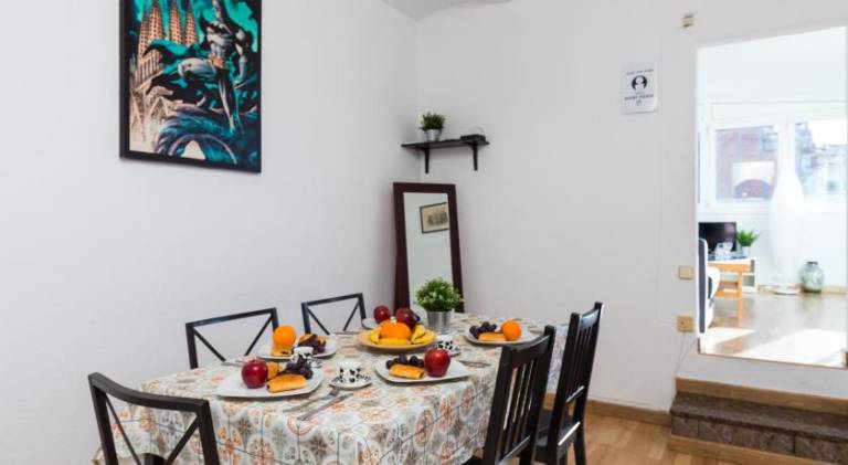 Rental apartment | Next to Sagrada Família | Pets allowed — photo 3