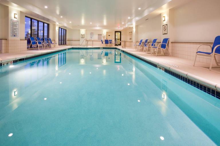 Staybridge Suites Milwaukee West-Oconomowoc By IHG — photo 3