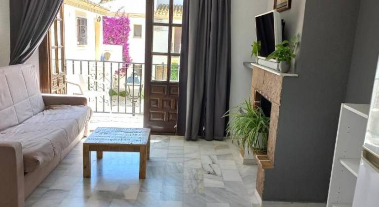 Fully equipped rental apartment with patio, yard & pool | Next to the beach | Pets allowed — photo 2