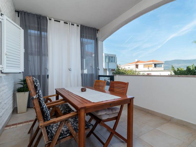 Wohnung Anita mit großem Balkon und Meerblick — photo 2