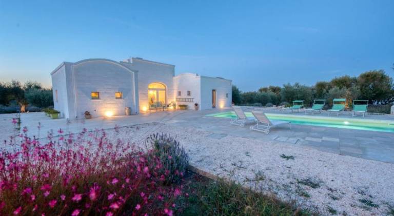 Spacious villa with pool | Pets allowed — photo 4