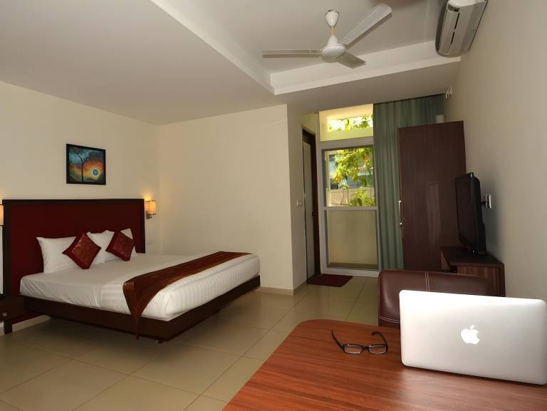 Serviced apartment  Kalkere