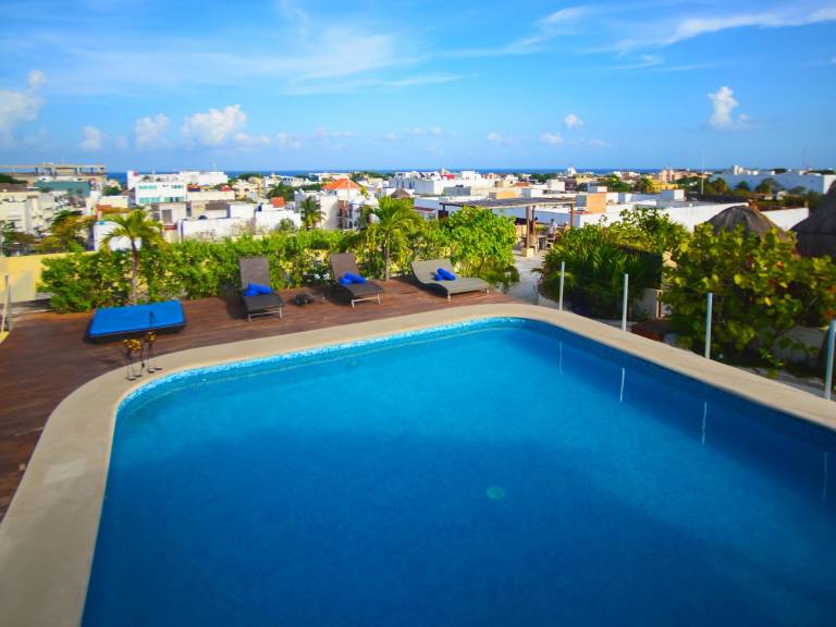 Serviced apartment with grill, pool & terrace in Playa del Carmen