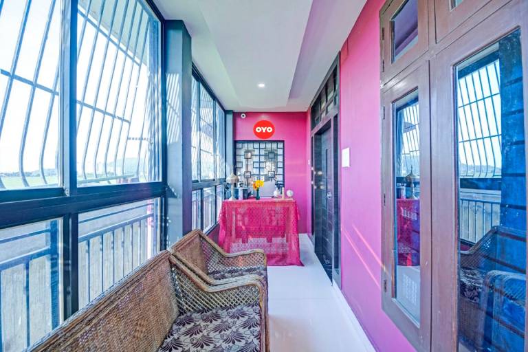 House for 2 persons in Guwahati