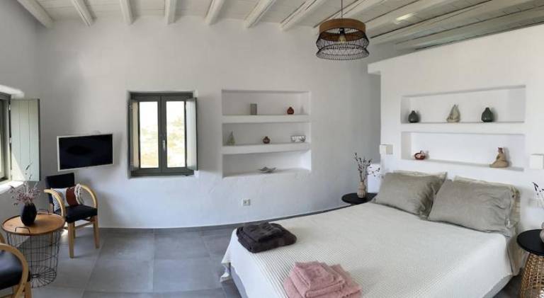 Fully equipped pleasant villa with yard, terrace & private pool | Suitable for remote work | Pet-friendly — photo 2