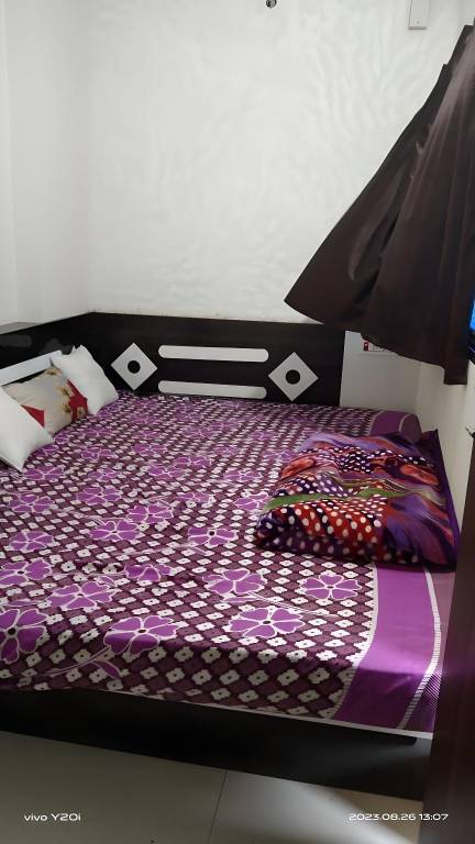 Varsha Room Service-kamal penter — photo 4