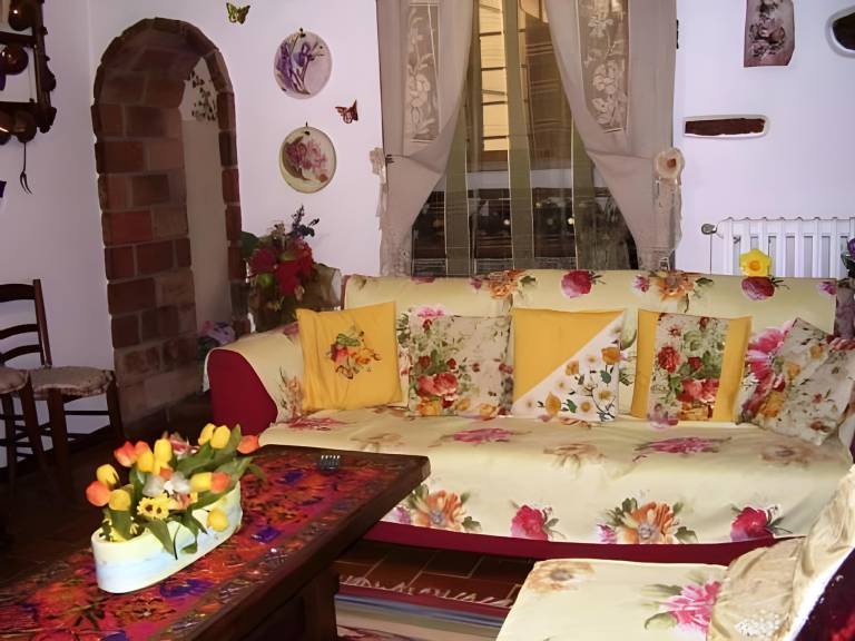 Vacation home with yard, BBQ & pool | Dogs allowed in Anghiari