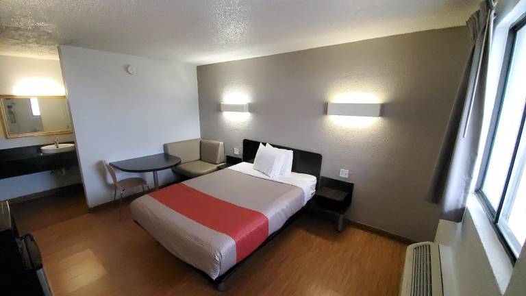 Economy Hotel Oklahoma City in Oklahoma City, OK