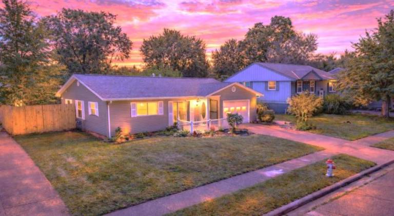House with jacuzzi in Franklin, OH