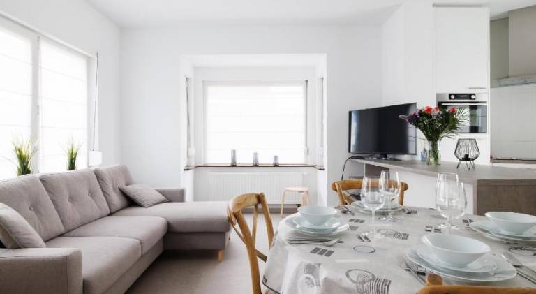 Holiday apartment with terrace, yard & barbeque | Beach nearby | Pets allowed — photo 2