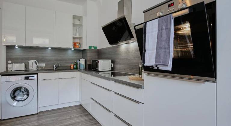 Apartment with 2 rooms for 4 persons — photo 2