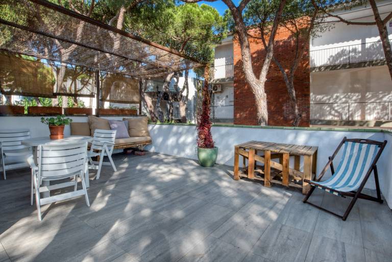 Beautiful apartment with garden, terrace & fast internet | Garden view | Beach nearby | Dogs allowed in Castell-Platja d'Aro