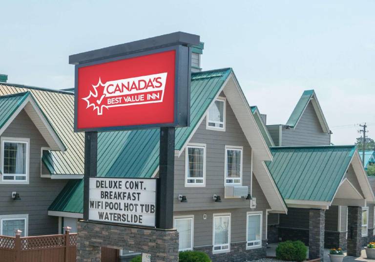 Canadas Best Value Desert Inn & Suites Cache Creek — photo 4