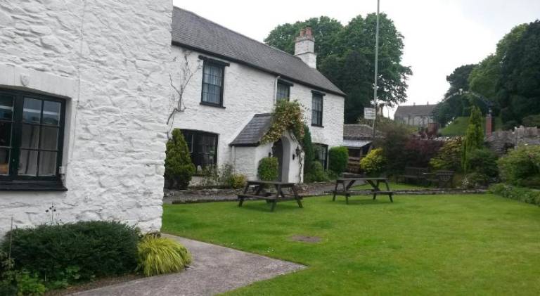 Townstal Farmhouse in Dartmouth