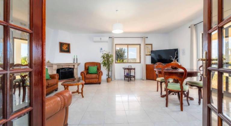 Fully equipped big villa with private pool, BBQ & yard | Pet-friendly — photo 2