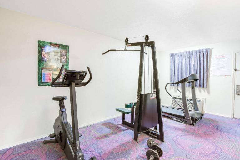 Travelodge by Wyndham Parkersburg — photo 5