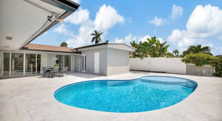 Luxury Waterfront Villa with Heated Pool and Dock in Fort Lauderdale, FL