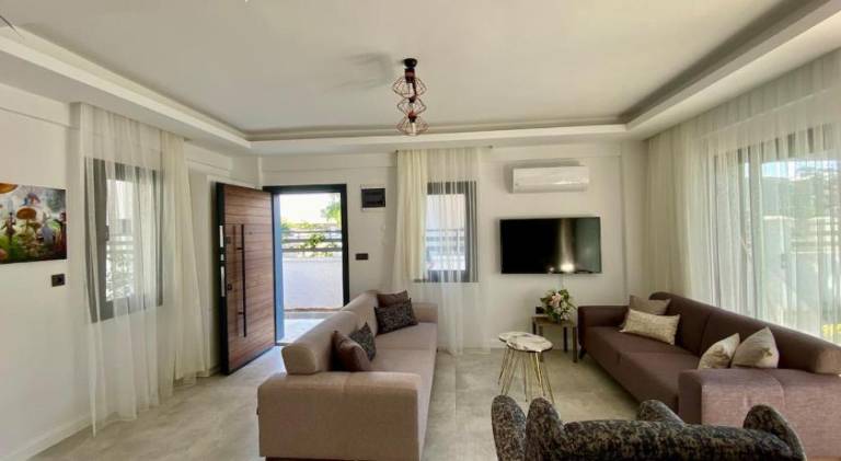 House with pool | Close to the beach | Pets are welcome — photo 2