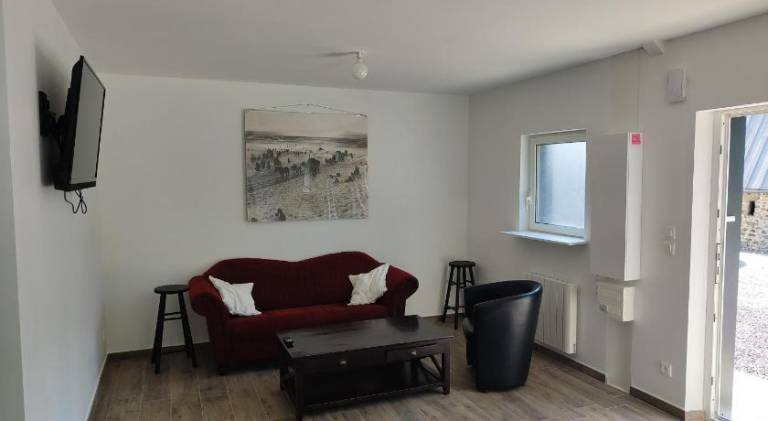 House with 2 rooms for 5 persons — photo 4
