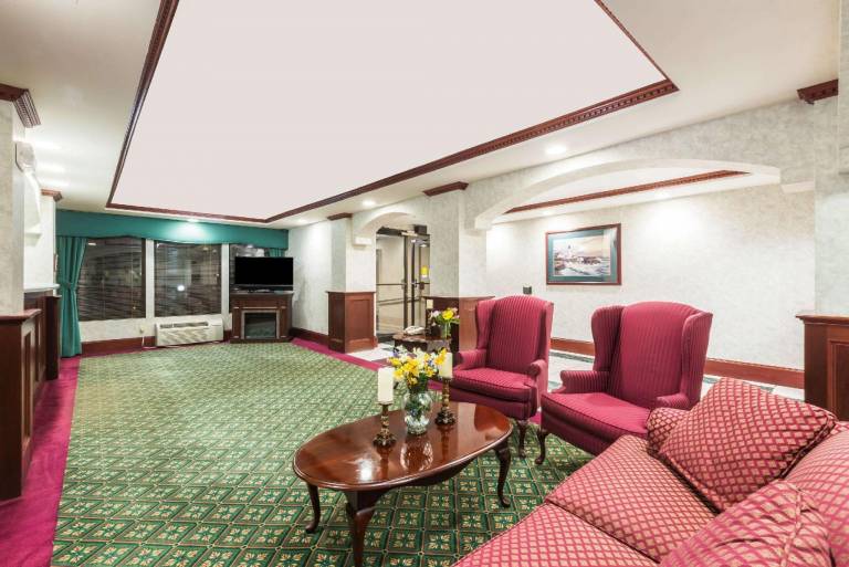 Super 8 By Wyndham West Greenwich/Providence — photo 3