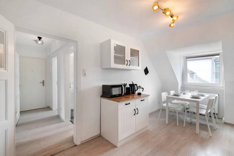 Fully equipped house with fast internet | City view | Good for workation | Pets are welcome — photo 3