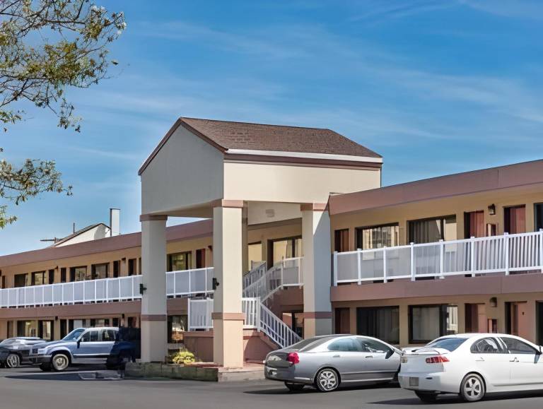Ramada by Wyndham West Atlantic City — photo 2